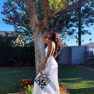 Meet your Posher, Anaya